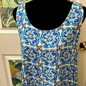 Gently worn Suzanne Betro summer dress. 100%Rayon 1X